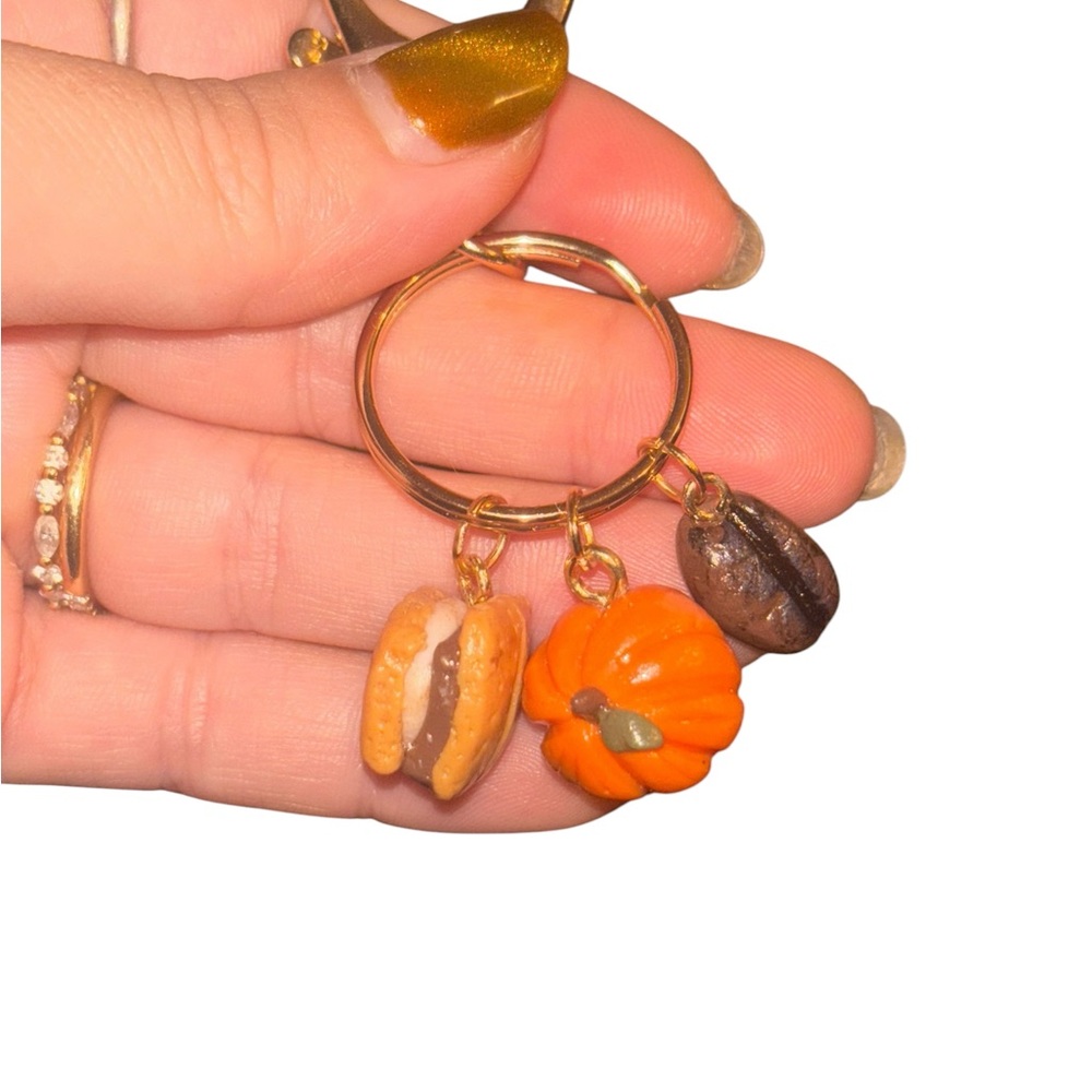 Fall Keychain/Bag Charm - Picture 3 of 4